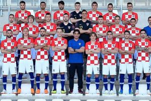 دوخت لباس تیم ملی فوتبال کرواسی توسط تولیدی پوشاک آجارا گرجستان
